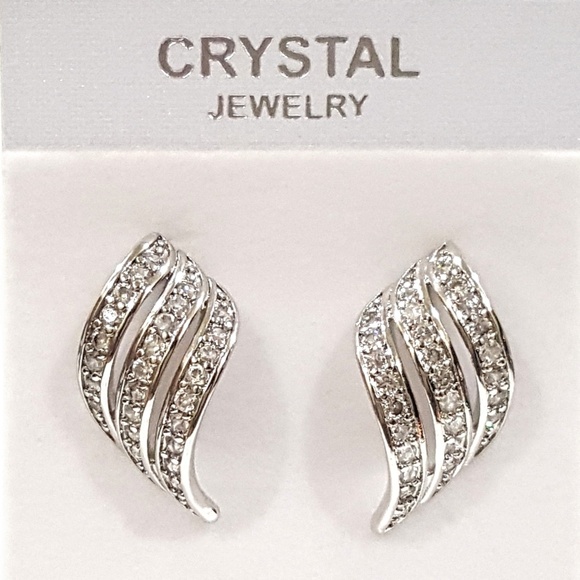 White-Gold Simulated Diamond Earrings - Picture 6 of 6